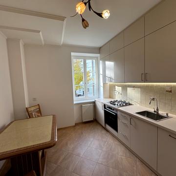 Стрийська вул., 68