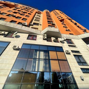 Шота Руставелі вул., 44