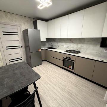 Продається 1-кімнатна квартира в ЖК «Лісопарковий». 50 кВ . Ремонт . Жк Лісопарковий