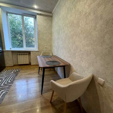 Оренда 2-кімнатної квартири в центрі міста ТЦ Україна