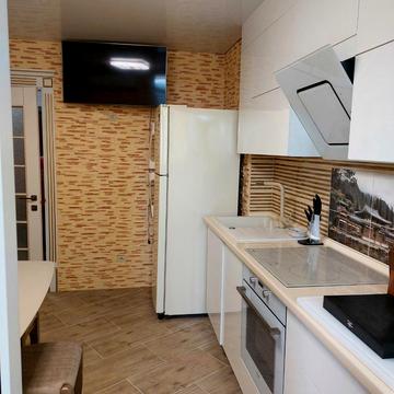 Приміська вул., 26