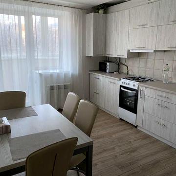 Центр 1 кімнатна новобудова