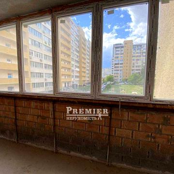 2-кімнатна квартира 67 кв.м Простора, стан від будівельників. Сахарова