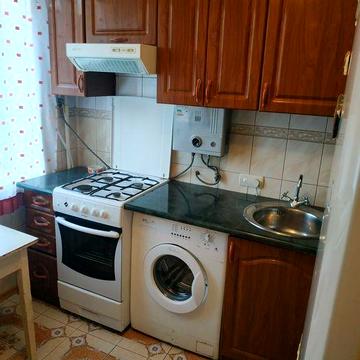 Оренда 2х кімн квартира мототрек