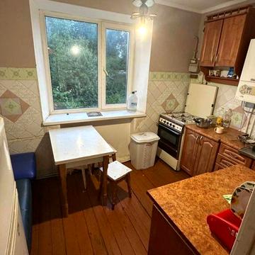 Продаж трикімнатної квартири