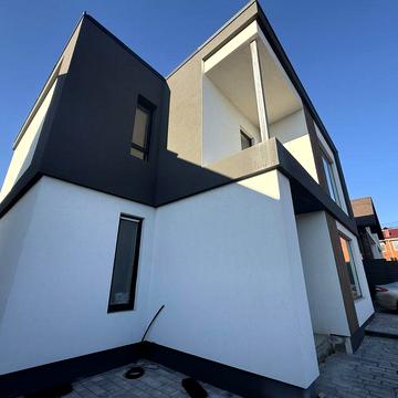 Продам сучасний будинок