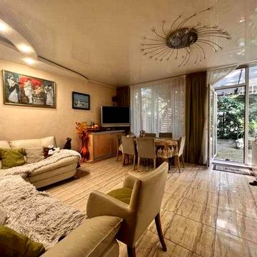 ВИД НА МОРЕ! Котедж біля моря з терасою | Дача Ковалевського | 190 м²