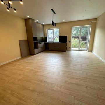 Таунхаус з ремонтом КМ Лісове єОселя Сертифікат Розстрочка Газ