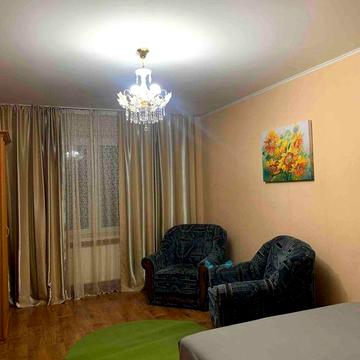 Господиня! ЖК "Навігатор",пр Балтійський,5 Оболонський р-н.