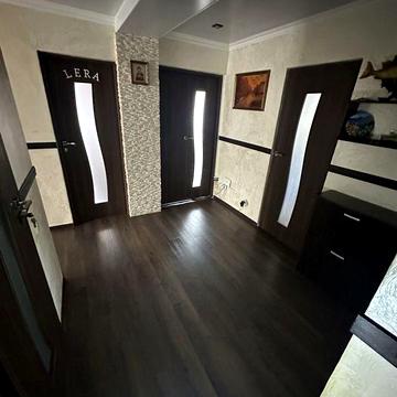 Продам 4-кімнатну чешку