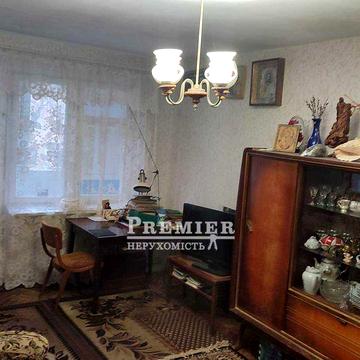 2-кімнатна квартира на Черемушках, 3/5 поверх, житловий стан