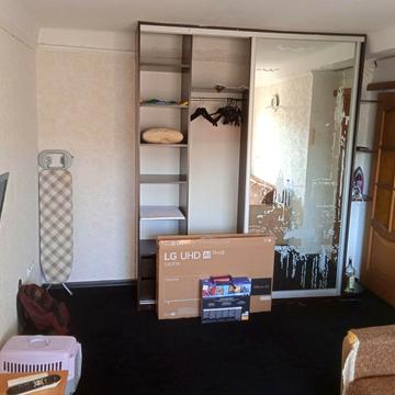 Ігоря Юхновського вул., 14