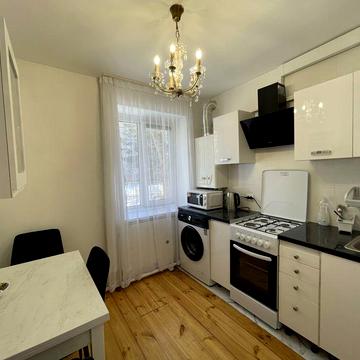 Оренда 2 кімнатної квартири вул.  Братів  Дужих, ціна 19000 грн