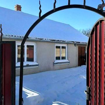 Продаж будинку у Кременці