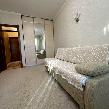 Продається 1 к кв, вул. Театральна, новобудова