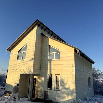 Двоповерховий будинок Буча Дом РОЗСТРОЧКА