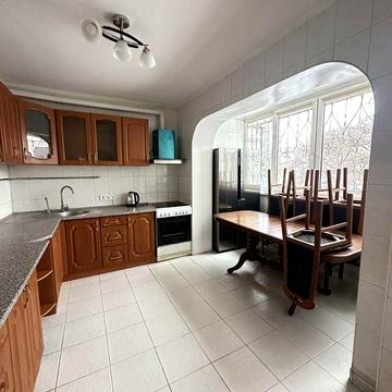 Оренда 3-к квартири вул. Бальзака 14 Троєщина Деснянський район