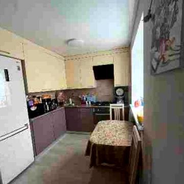 Продам 1 кімнатну студію на Браілках