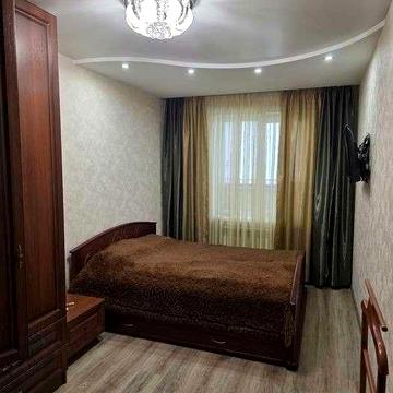 Сдаётся квартира 2х комнатная, пр. Победы 71