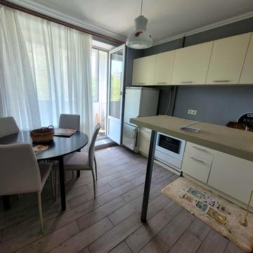 Березняківська вул., 36