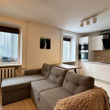 Продаж 2-кімнатної квартири на вул. Коссака