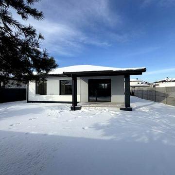 Одноповерхові будинки в тихій та затишній Віті-Поштовій