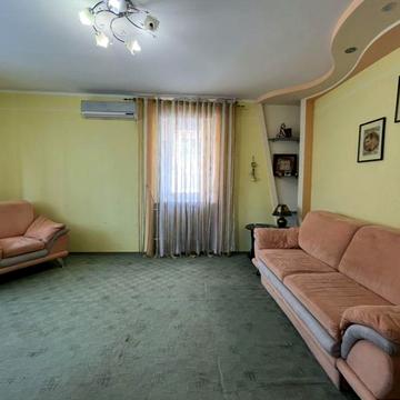 Продаж 1 кімнатної квартири в цегляному будинку, центрі міста