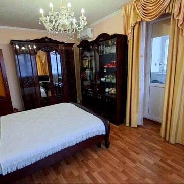 Продам 2к.квартиру вул.Саперна