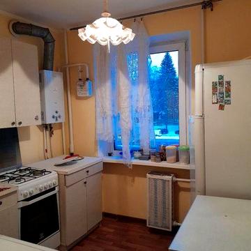 Продам 1 к. на пр.Поля ост. Юность
на пр. О.Поля, район ,,Юности,,