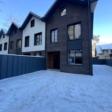 Таунхаус в районі центрального парку