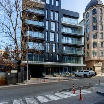 Болсуновська вул. (Сергія Струтинського), 21