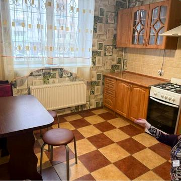 Продаж 1к квартира новобудова Є оселя , ремонт , метро 15 хв ЖК Роганський