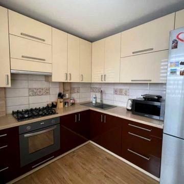 Продаж 3-кімнатної квартири