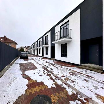 Продам Таунхаус. Чотири Кімнати. Без Комісії для Покупця Оформлення 2%