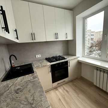 Оренда 3 кімнатної квартири р-н Відродження