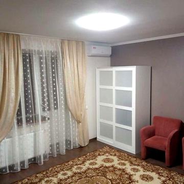 Сдам 1 ком. в Центре, в новом доме, ул Шевченко.