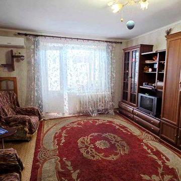 Продаж 1-кімнатної квартири, цегляний будинок, вул. Комітетська