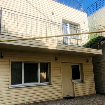 Продам коттедж яхт- клуб ,,Посейдон’’ Первая линия возле моря.