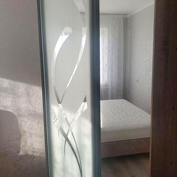 Сдам 2 ю квартиру с ремонтом ж/м Лев 3