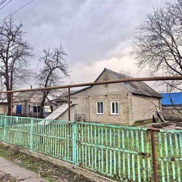 Продам два будинка біля станції Верхньодніпровськ