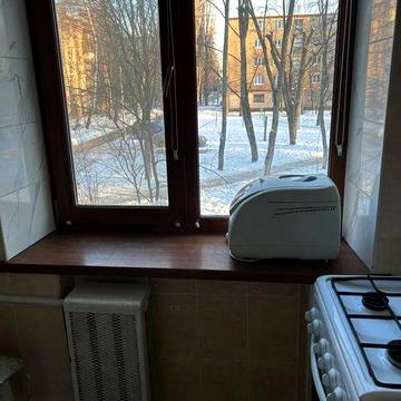 Терміново здам 2х кімнатну квартиру з газом.