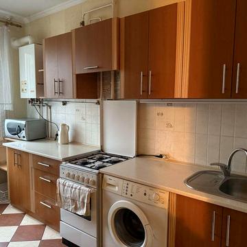 Довготривала оренда 3-ох кімнатної квартири