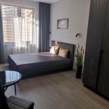 Студія з ремонтом в ЖК Родос