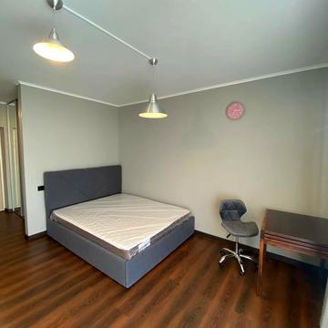 Анатолія Петрицького вул., 13