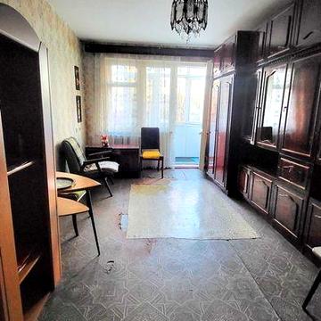 Продається двокімнатна квартира в районі Дому Меблів (Черемушки).