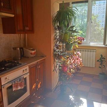 Здам кімнатну м. Харківська