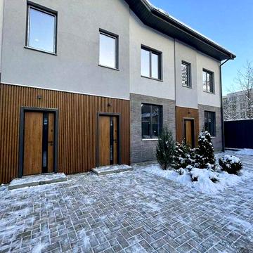 Продам Таунхаус. Індивідуальне Газове Опалення. Поруч Інфраструктура !