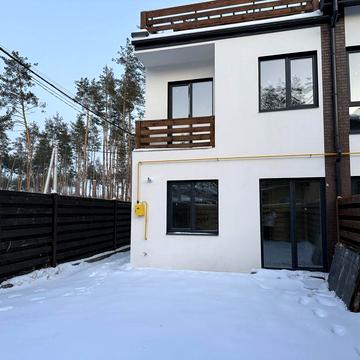 Продаж Таунхаус напроти парку з ремонтом