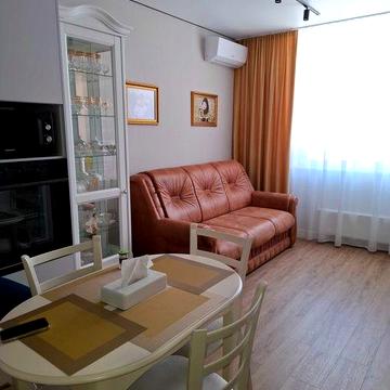 Варшавський 2.Олександра Олеся 5а