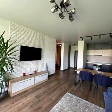 Продаж 1к квартири 79.3 кв. м на вул. Воскресенська 16 ЖК Паркові Озера